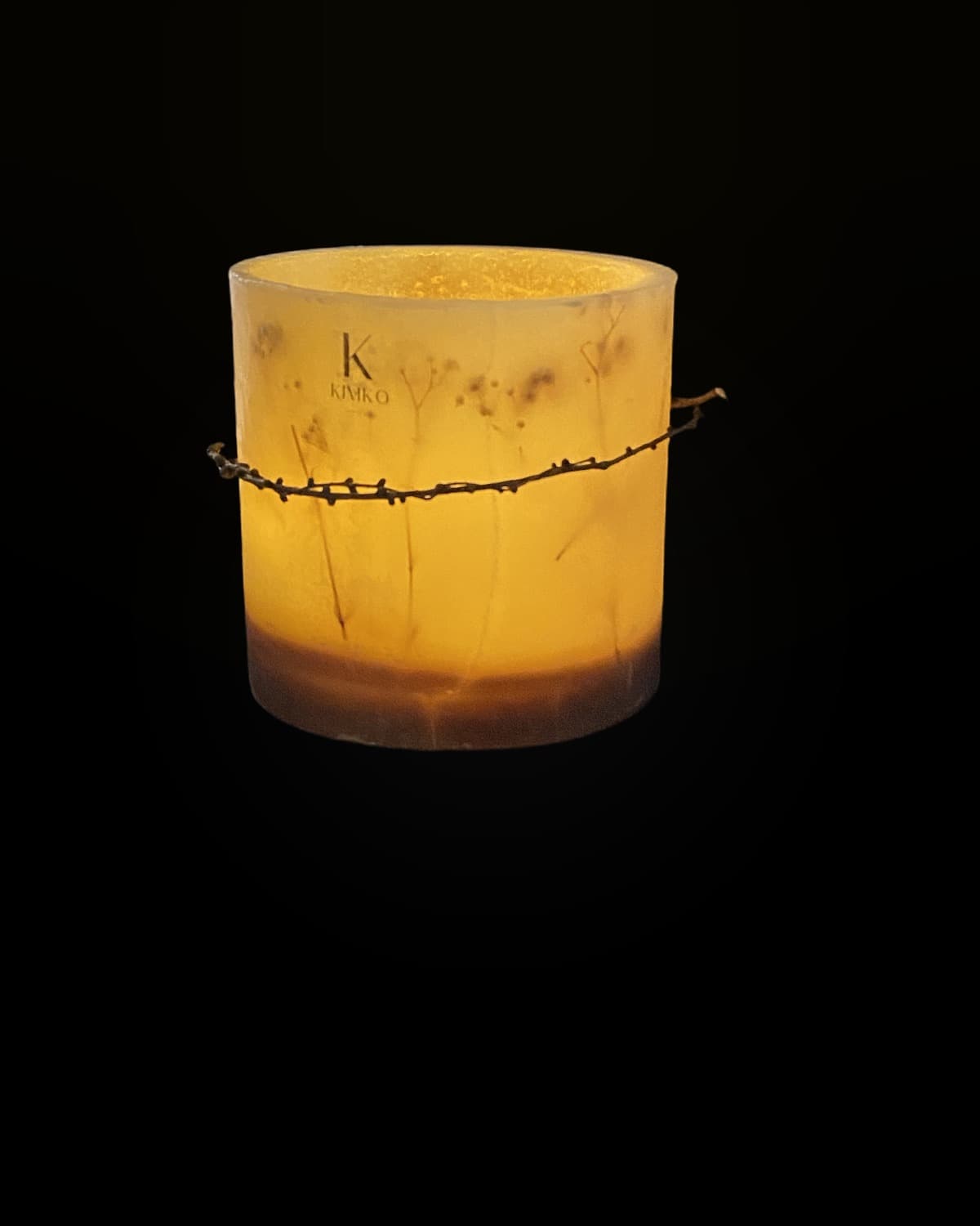 Feuilles Rousses — Allumé